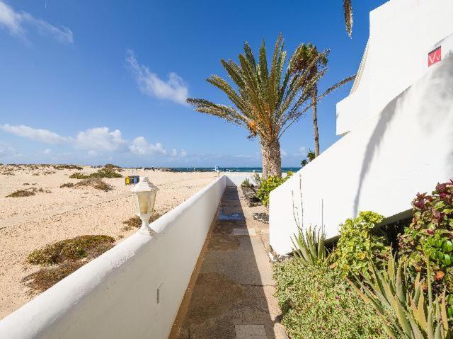 Apartamento Nire Lula En La Misma Playa El Cotillo  Luaran gambar